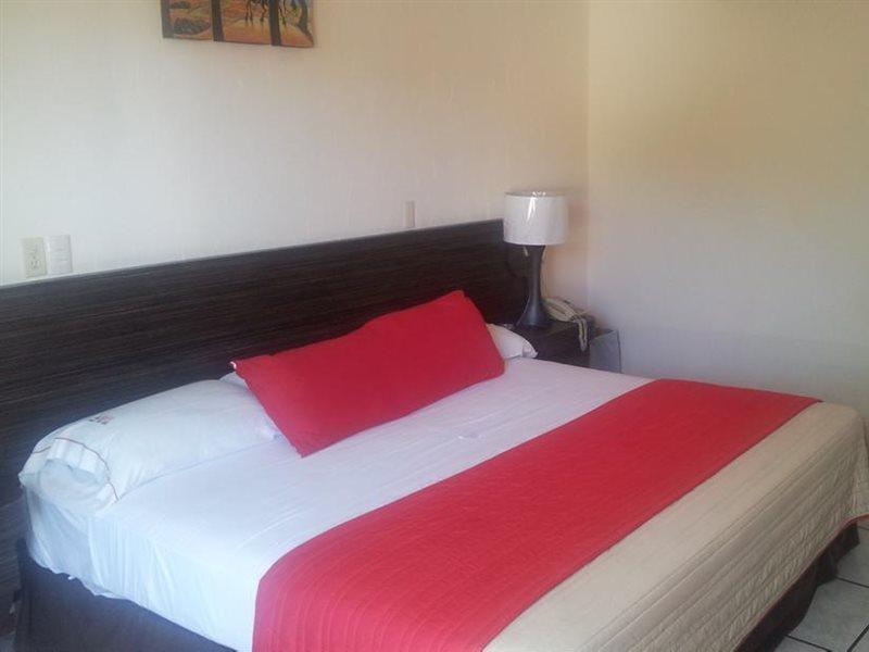 Hotel Real Del Sol Куэрнавака Экстерьер фото