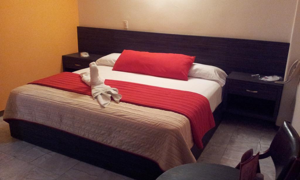 Hotel Real Del Sol Куэрнавака Экстерьер фото