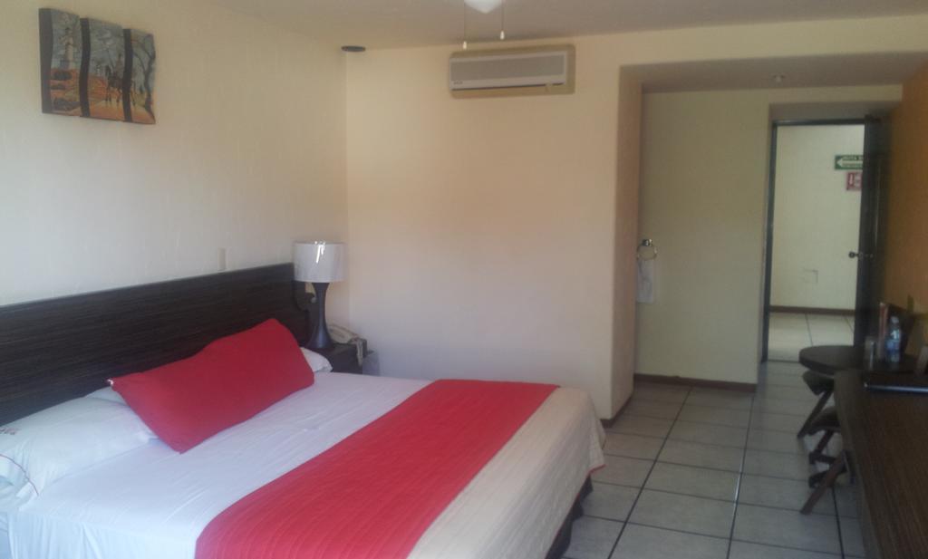 Hotel Real Del Sol Куэрнавака Экстерьер фото